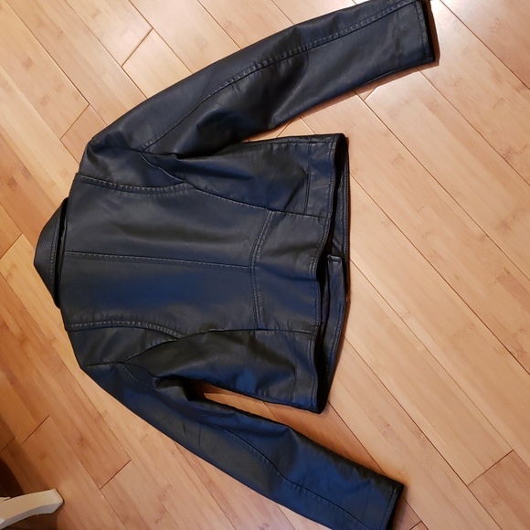 Motorcycle jacket - Picture 11 of 14